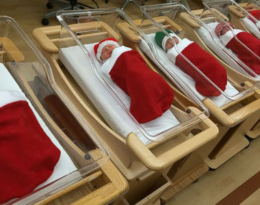 《醫院的聖誕節》可愛的聖誕寶寶應該是最棒的聖誕禮物吧♥