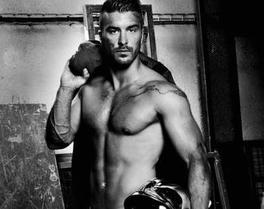 《法國消防員猛男2016月曆》不能請他們裸體打火嗎...