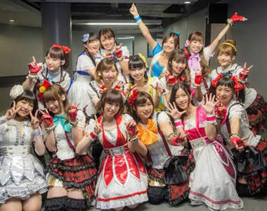 夢幻共演《LoveLive與偶像大師》有種熱淚盈眶的感動啊啊。・゚・(つд`゚)・゚・