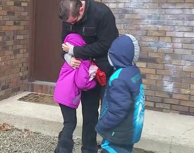 戴上《色盲眼鏡》第一次看到色彩的感動