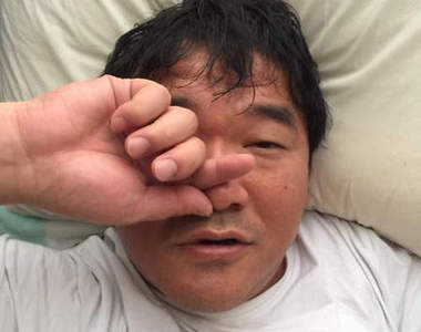 大流行的《起床自拍》男星版 這又是另一種的性感wwww