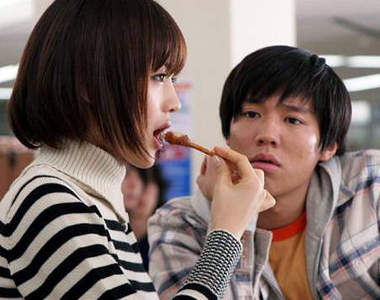 《讓男生想馬上H的女生行為》無意識的動作卻讓男生受不了（噴）