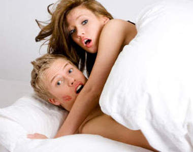 《最容易劈腿的星座TOP5排行榜》抓住他們的方法是...