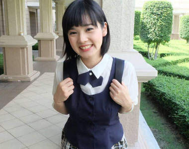 《泰愛短髮妹》Lukgal Srikarn散發著日本女孩般可愛的透明感