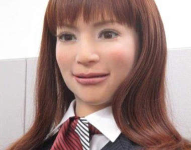 日本豪斯登堡《機器人飯店》機器人和真人已經傻傻分不清了(眼花)