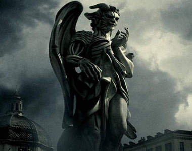 《都市傳傳說》半人半魔鬼的混血兒降生了