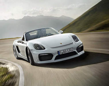 經典曲線《Porsche Boxster Spyder》紐約性感上空秀