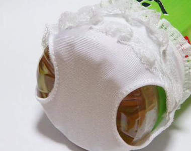 《寶特瓶專用內褲》只有變態中的變態才會看著寶特瓶興奮?