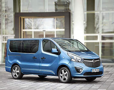 《Opel Vivaro Tourer Pack》人氣商旅添好料