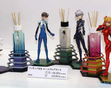 《福音戰士薰香》渚薰跟貞嗣完全就是官方配對啊～這薰香有腐味