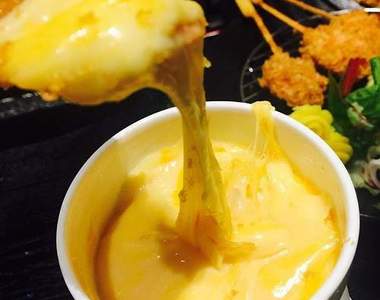 自製《泡麵的焗烤沾醬》是誰把這麼邪惡的資訊放出來（翻桌）