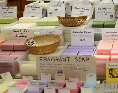 《都市傳傳說》敢買莎莉婆婆的肥皂是因為不知道裡面加了那個... 