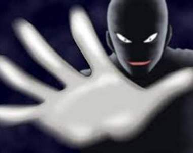 超瞎《盜用明星照事件》盜用就算了還把它變遺照？