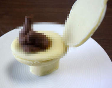 重現度超高《噁心大便巧克力》用高科技惡搞會不會太浪費了?