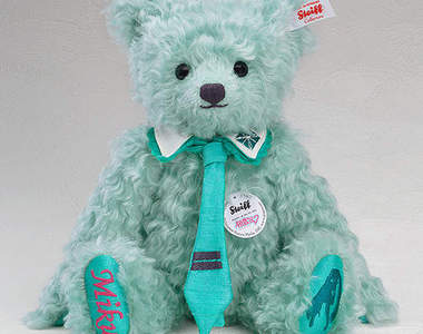 超限量《初音泰迪熊》39日推出 陪你共枕眠