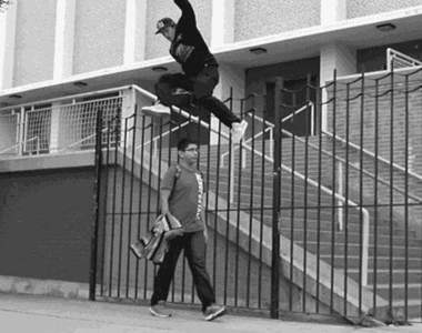 好可怕系列《驚險一瞬間之動圖篇》福大命大的人快去買樂透