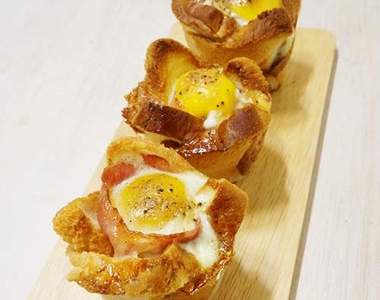 玫瑰吐司啪兔《玫瑰荷包蛋》簡單的料理有不簡單的美感