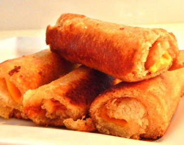 《現在宅美食》吐司起士棒超簡單做法