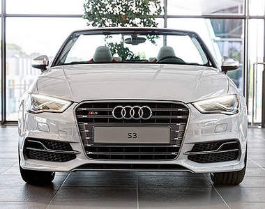 德國展間《Audi S3 Cabriolet》上空尤物也可以很優雅