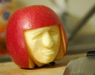 《玩食物》這時候要大喊不要玩食物還是要獻出膝蓋呢？