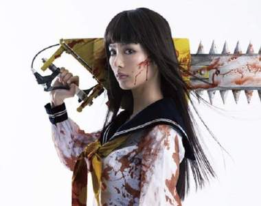 《水手服大戰殭屍電影》裙子底下穿的不是胖次而是褌(//▽//)