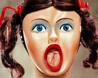 《各國神奇SEX法律 》不能在照片前脫衣服是哪招？！