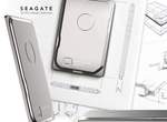 史上最薄《Seagate Seven行動硬碟》跟iPhone 6一樣薄那也可以折彎嗎(喂) 史上最薄《Seagate Seven行動硬碟》跟iPhone 6一樣薄那也可以折彎嗎(喂)