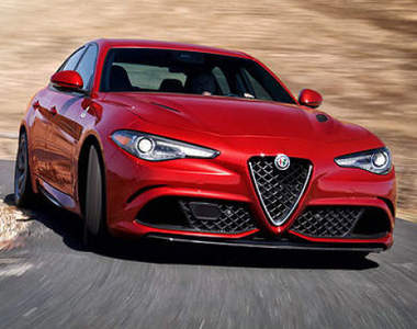 馬力276匹《Alfa Romeo Giulia》這茱麗葉親切多惹