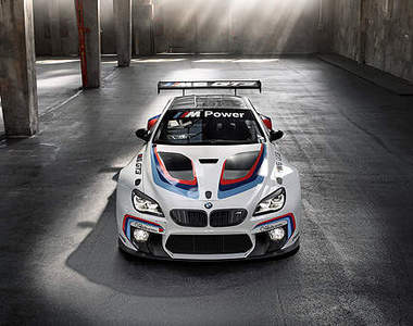 《BMW M6 GT3》討人厭的偽裝終於都脫光光囉