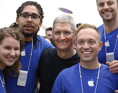 《Apple實習生》月薪20萬但有一件事絕對禁止