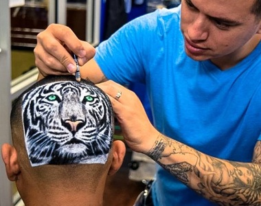 超強大《髮型設計師什麼都能畫》你開外掛吧XDD