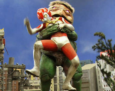 《超人力霸王AV版》巨大的怪獸在我眼前啪啪啪