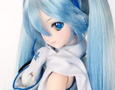 VOLKS《DD雪初音》雪白異色版的電子歌姬
