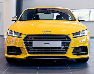 不只身手精彩《Audi TTS》還要裡裡外外帶點黃
