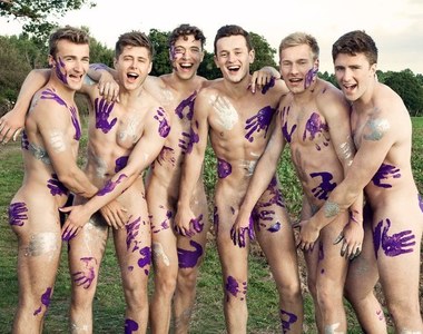 《裸體賽艇隊月曆》來喔今年是小鮮肉大放送