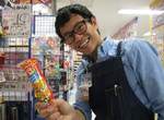 《沒有客人上門的店》店長的笑容有股淡淡的哀傷…… 《沒有客人上門的店》店長的笑容有股淡淡的哀傷……