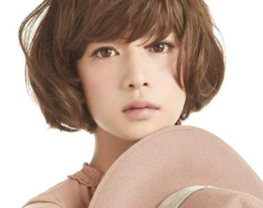 《日本男星認真扮女裝的結果》雖然很正但還是立刻被猜出身份(((^艸^)))