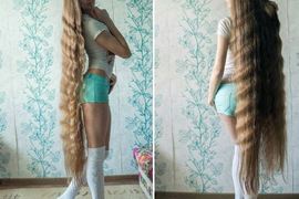 《俄羅斯長髮公主》除了美麗人魚秀髮以外還有芭比身材呢～