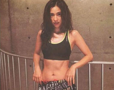 日本藝能界《腹肌女子》激增 絕對刺激你健身慾望的日本女星們