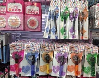 日本網友大推的《百圓商店美妝》偶爾便宜也是會有好貨的ww