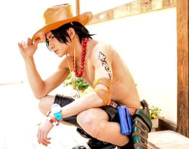 帥哥新人聲優《NaGi cos「海賊王」艾斯》高顏值網路瘋傳…