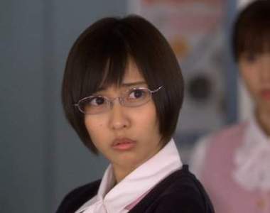 《讓人火大的同事行為》以吃檳榔心情咀嚼口香糖之類的ww