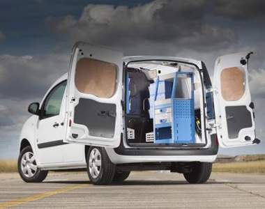 Ready4Work套件上身《Renault Kangoo》後箱大大大實用