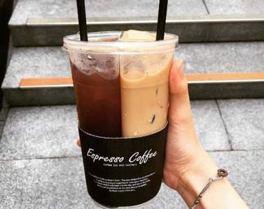 兩種口味一次滿足《首爾Coffee Zip雙享杯咖啡》現身　還有小熊咖啡冰塊萌走少女心♥