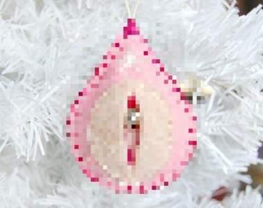 好害羞《陰道聖誕樹裝飾》還有五種膚色可以讓勇者挑選