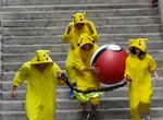 歡樂惡作劇《Pokemon Go的復仇》人類吃我寶貝球啦(丟) 歡樂惡作劇《Pokemon Go的復仇》人類吃我寶貝球啦(丟)