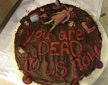 《搞笑離職送別蛋糕》離職的你現在對我們來說只是個死人了