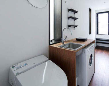 《超極限東京租屋房》馬桶+房間完全合併在一起