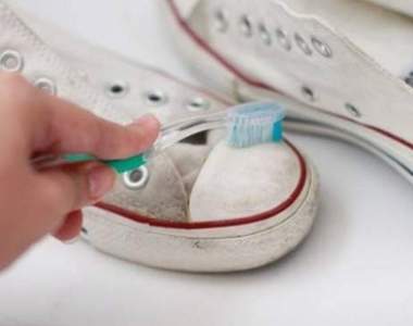 生活小撇步《牙膏活用法》除了刷牙以外很有很多招可以學~