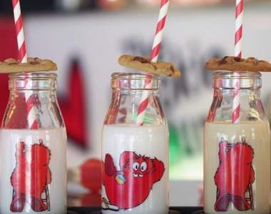 《邊走邊吃的原宿美食》最適合逛街逛累的休息時間♪